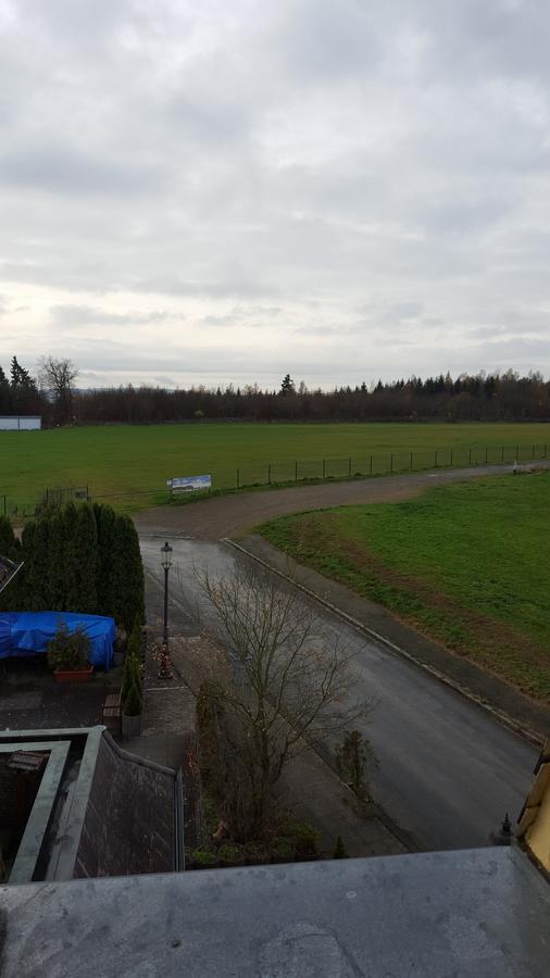 Landhotel Zum Doppeldecker Kirchen  Zewnętrze zdjęcie